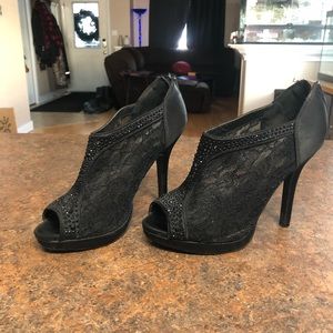 Michael Angelo bejeweled lace 4 inch heels